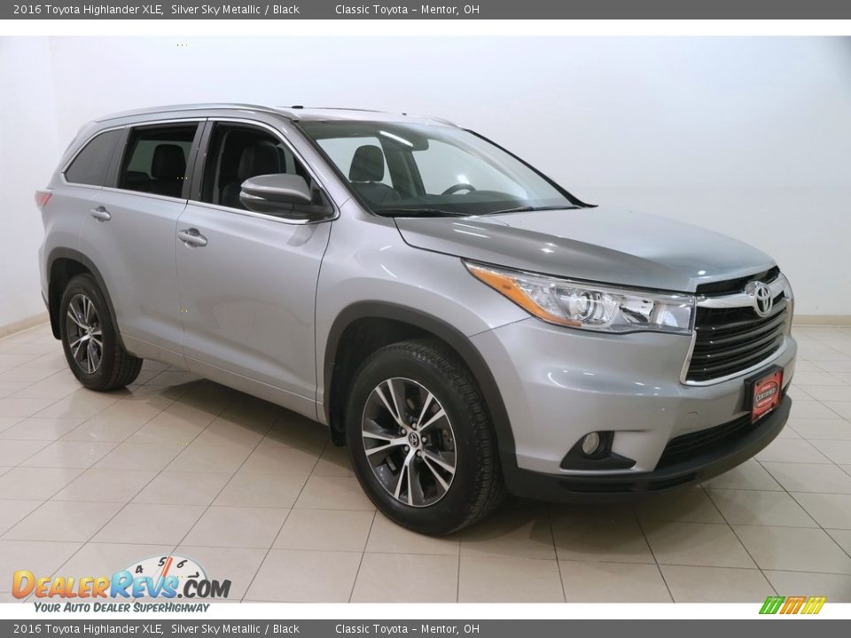2016 Toyota Highlander XLE Silver Sky Metallic / Black Photo #1