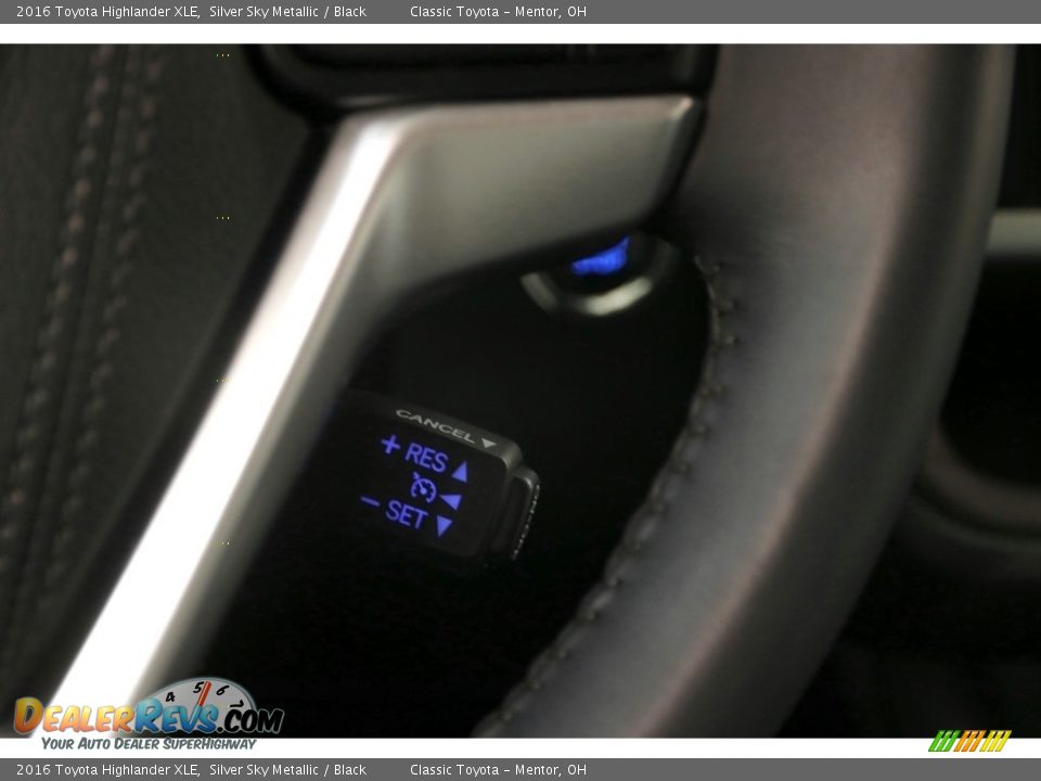 2016 Toyota Highlander XLE Silver Sky Metallic / Black Photo #11