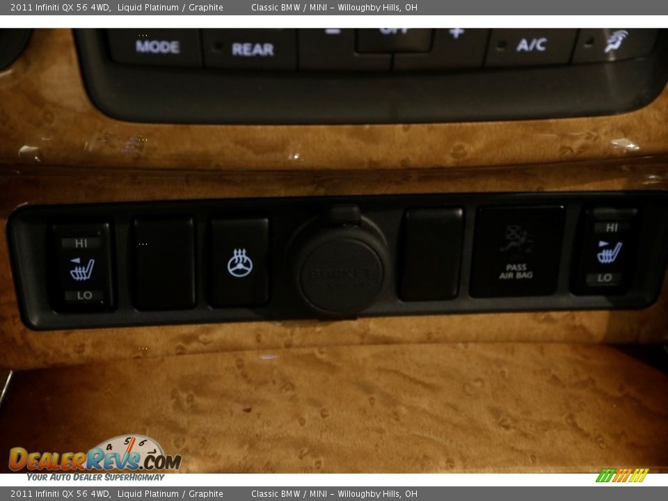 2011 Infiniti QX 56 4WD Liquid Platinum / Graphite Photo #24