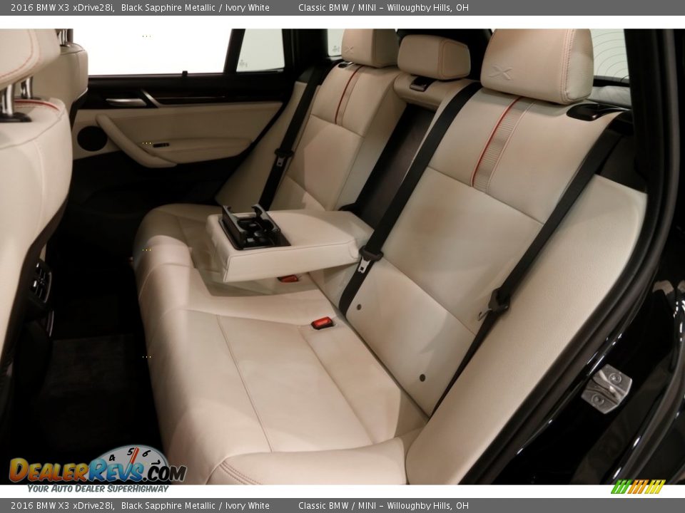 2016 BMW X3 xDrive28i Black Sapphire Metallic / Ivory White Photo #19