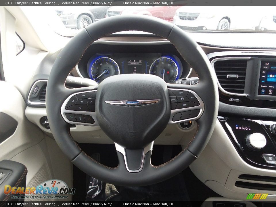 2018 Chrysler Pacifica Touring L Velvet Red Pearl / Black/Alloy Photo #8