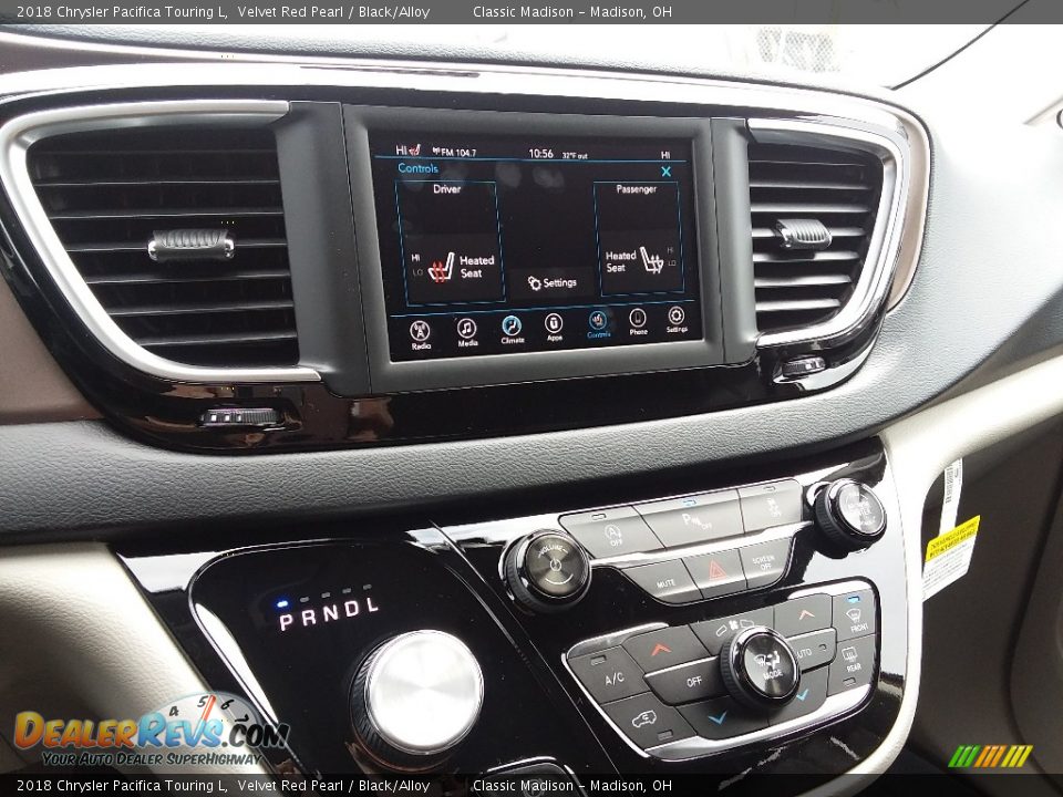 2018 Chrysler Pacifica Touring L Velvet Red Pearl / Black/Alloy Photo #11