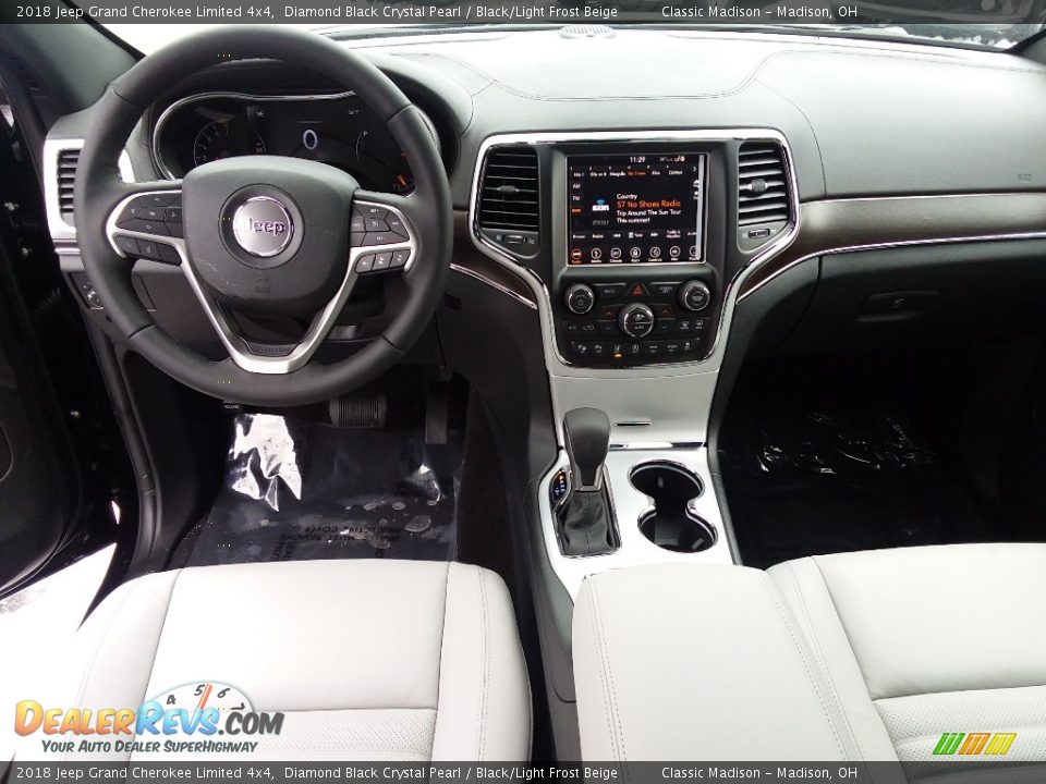 2018 Jeep Grand Cherokee Limited 4x4 Diamond Black Crystal Pearl / Black/Light Frost Beige Photo #10