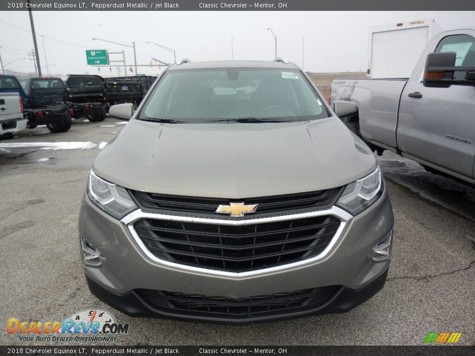 2018 Chevrolet Equinox LT Pepperdust Metallic / Jet Black Photo #2