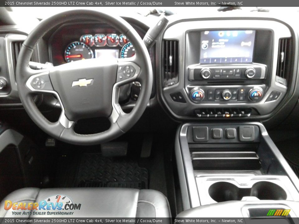 2015 Chevrolet Silverado 2500HD LTZ Crew Cab 4x4 Silver Ice Metallic / Cocoa/Dune Photo #29
