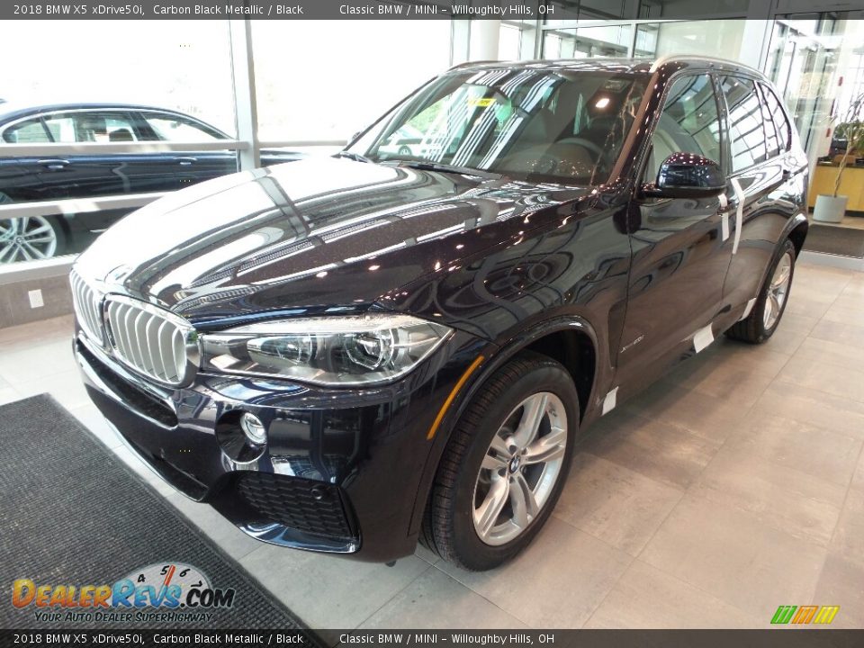 Front 3/4 View of 2018 BMW X5 xDrive50i Photo #3