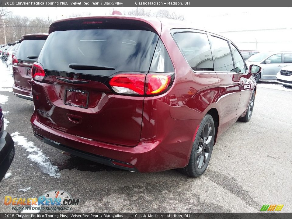 2018 Chrysler Pacifica Touring Plus Velvet Red Pearl / Black/Alloy Photo #4