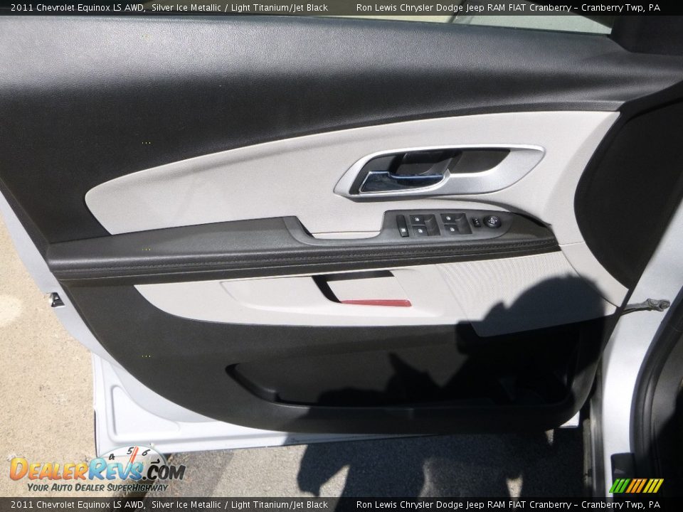 2011 Chevrolet Equinox LS AWD Silver Ice Metallic / Light Titanium/Jet Black Photo #13