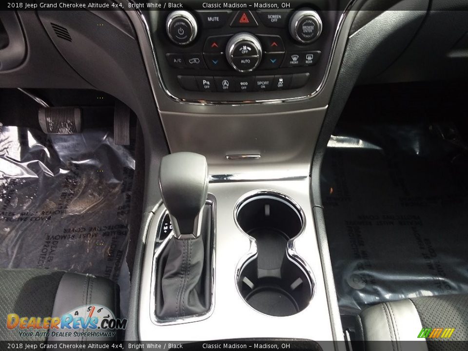 2018 Jeep Grand Cherokee Altitude 4x4 Bright White / Black Photo #8