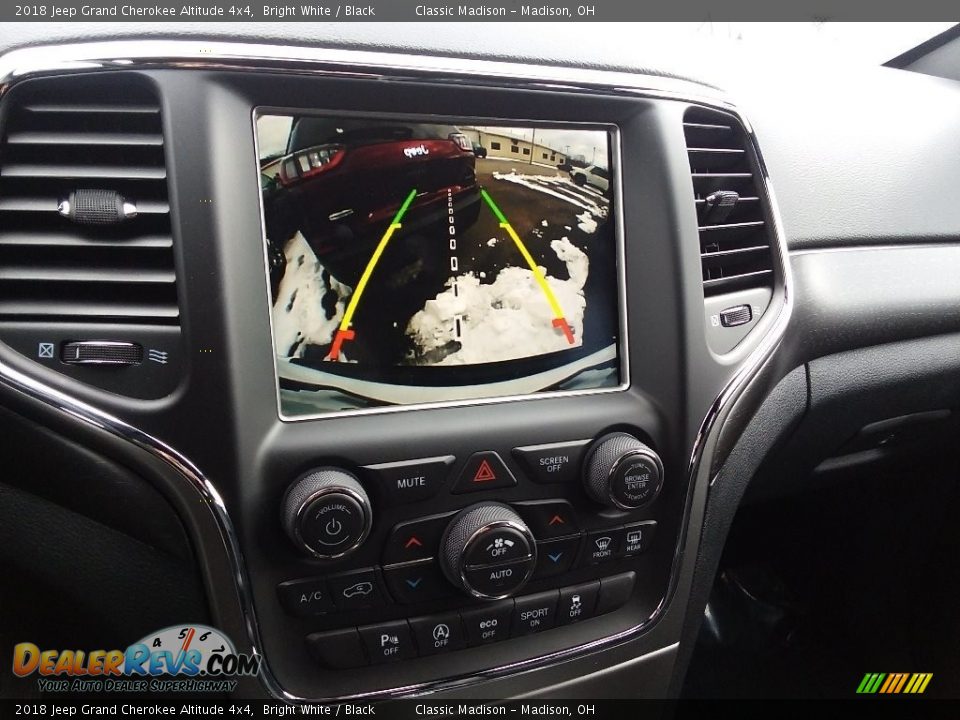 2018 Jeep Grand Cherokee Altitude 4x4 Bright White / Black Photo #10
