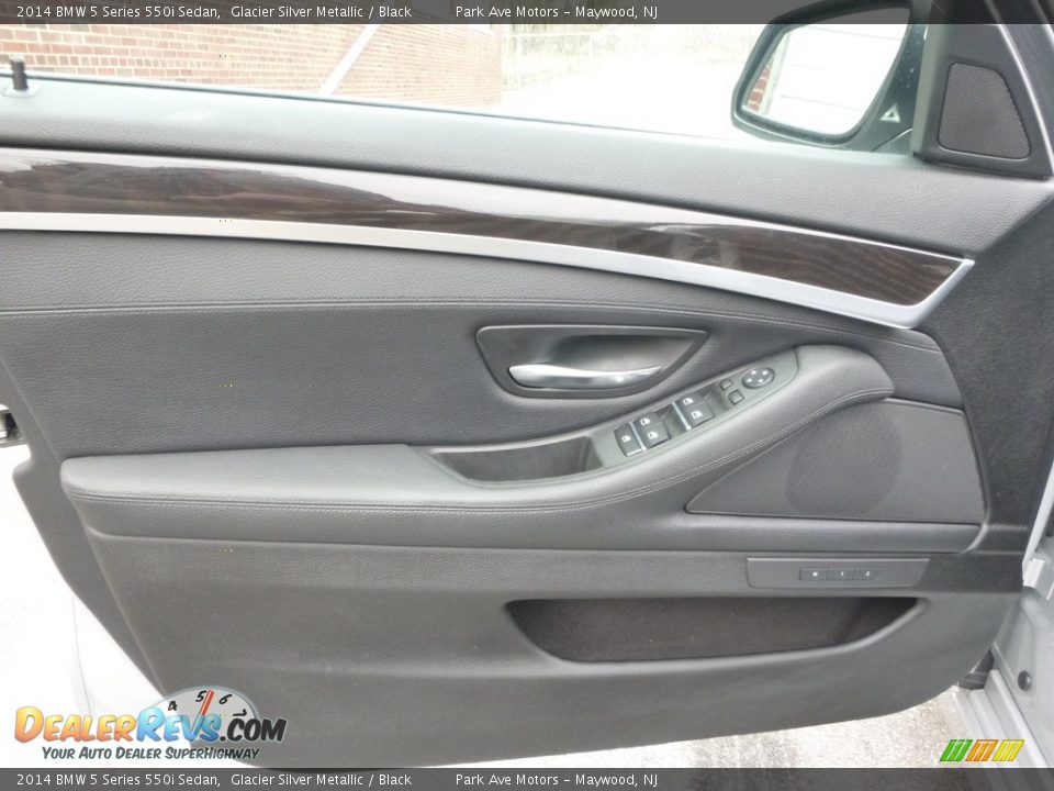 2014 BMW 5 Series 550i Sedan Glacier Silver Metallic / Black Photo #10