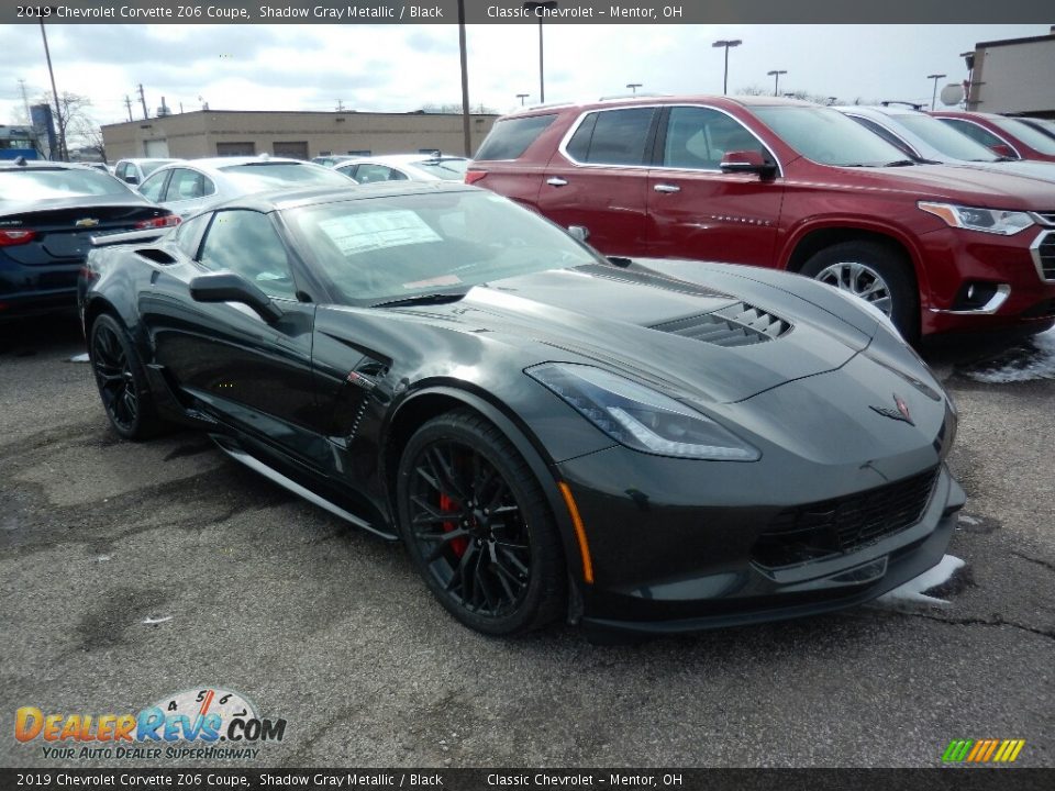 Front 3/4 View of 2019 Chevrolet Corvette Z06 Coupe Photo #3