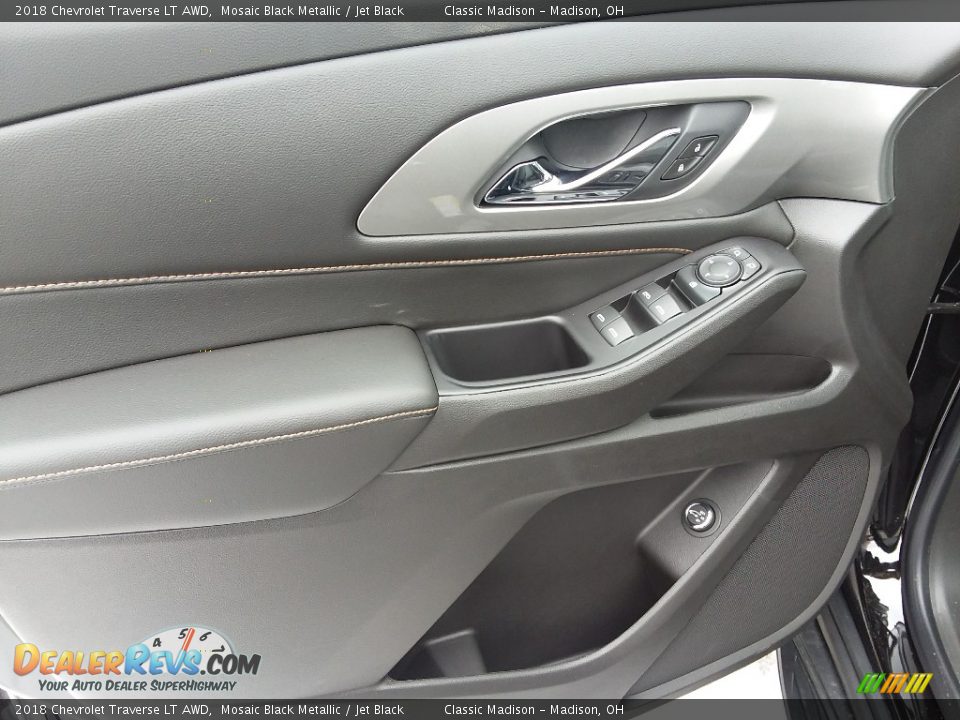 2018 Chevrolet Traverse LT AWD Mosaic Black Metallic / Jet Black Photo #10