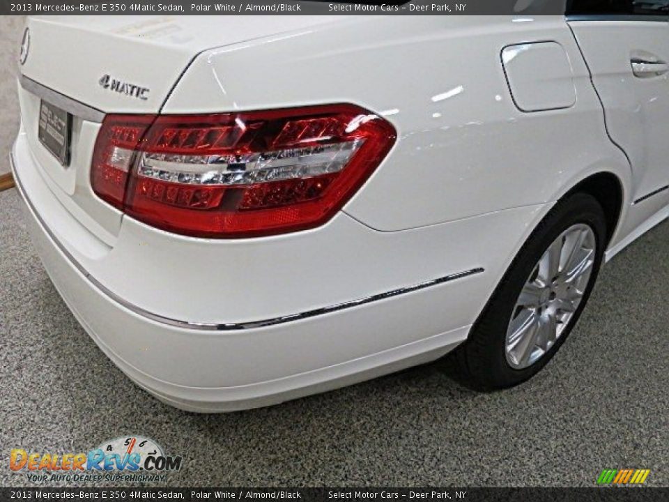 2013 Mercedes-Benz E 350 4Matic Sedan Polar White / Almond/Black Photo #7