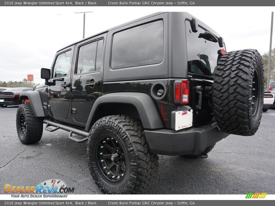 2016 Jeep Wrangler Unlimited Sport 4x4 Black / Black Photo #9