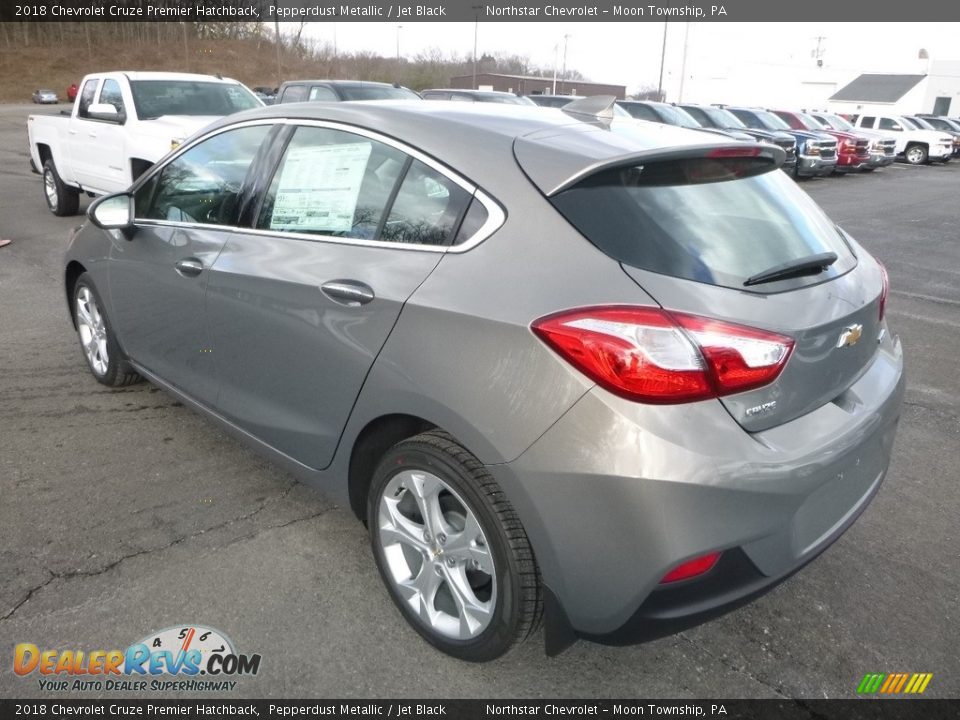 2018 Chevrolet Cruze Premier Hatchback Pepperdust Metallic / Jet Black Photo #3