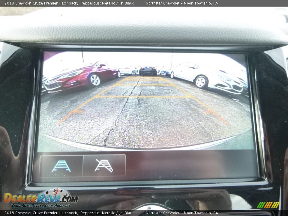 2018 Chevrolet Cruze Premier Hatchback Pepperdust Metallic / Jet Black Photo #19