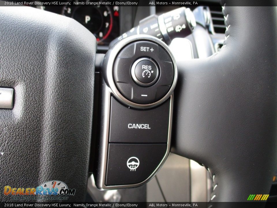 Controls of 2018 Land Rover Discovery HSE Luxury Photo #17