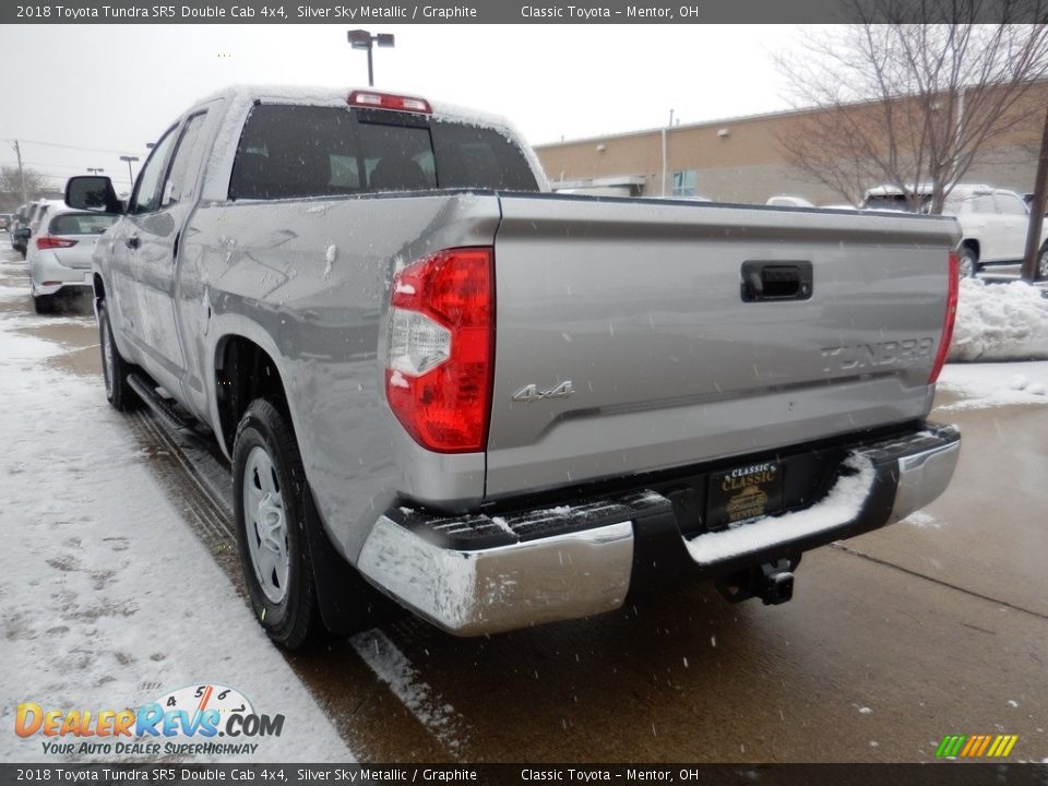 2018 Toyota Tundra SR5 Double Cab 4x4 Silver Sky Metallic / Graphite Photo #2