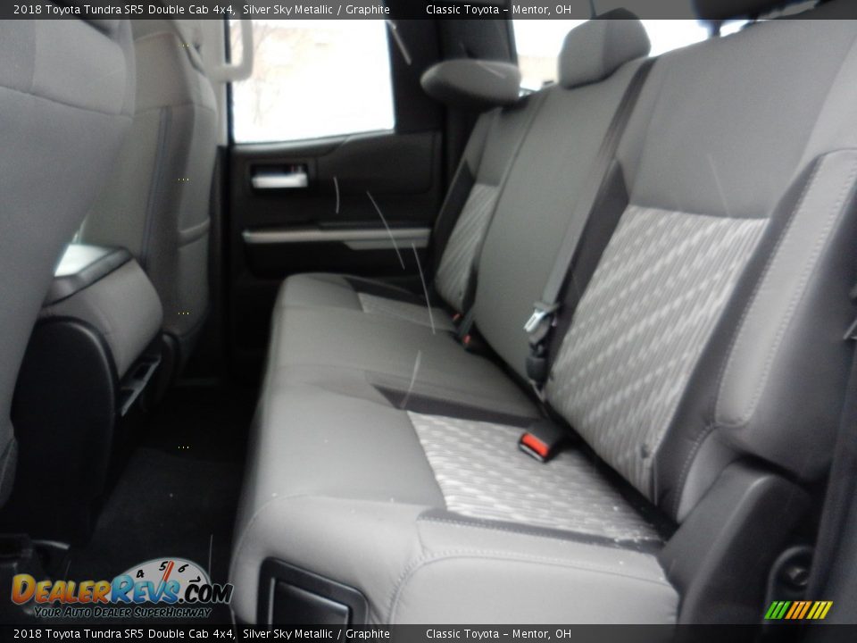 2018 Toyota Tundra SR5 Double Cab 4x4 Silver Sky Metallic / Graphite Photo #4