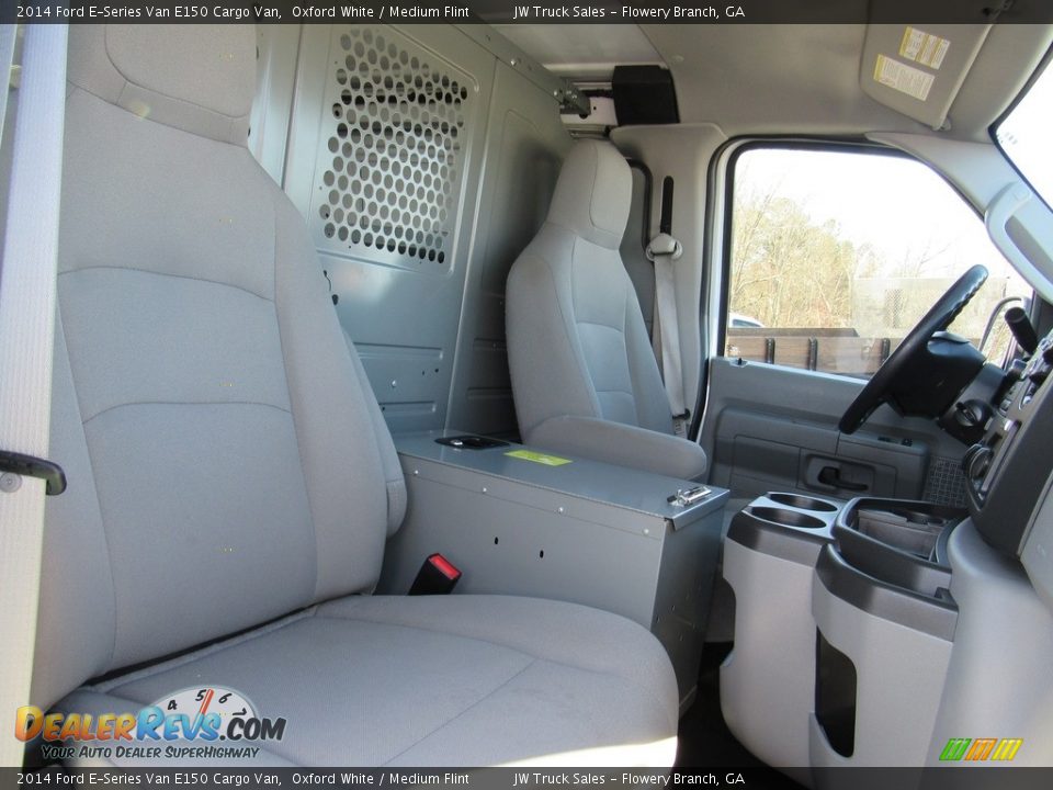2014 Ford E-Series Van E150 Cargo Van Oxford White / Medium Flint Photo #20
