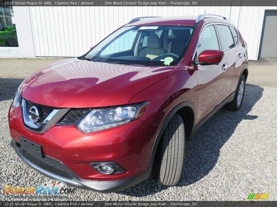 2016 Nissan Rogue SV AWD Cayenne Red / Almond Photo #7