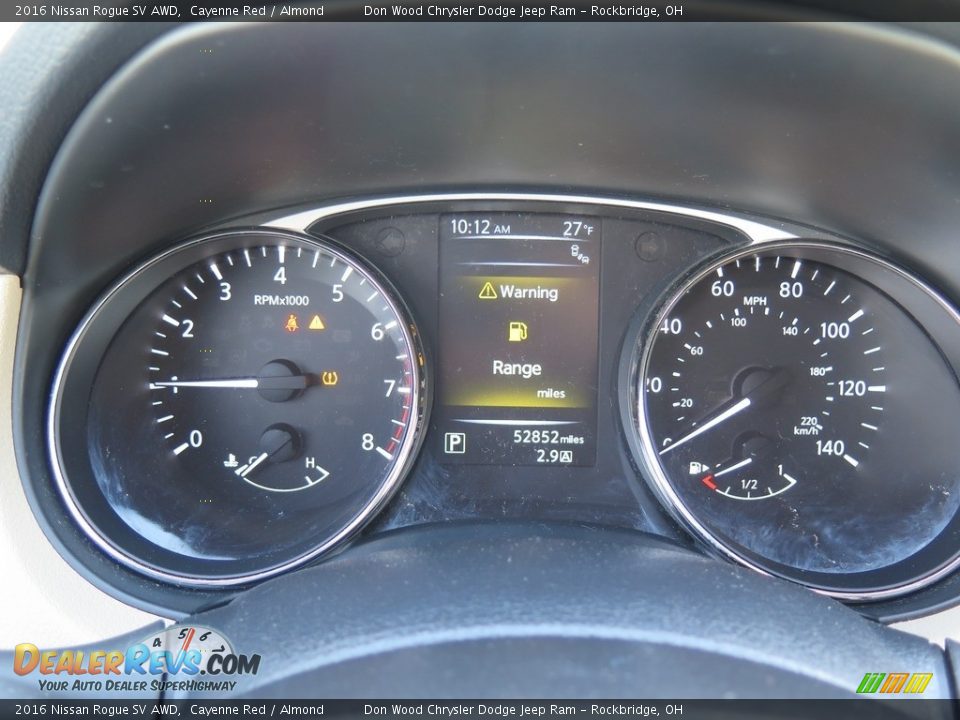 2016 Nissan Rogue SV AWD Cayenne Red / Almond Photo #16