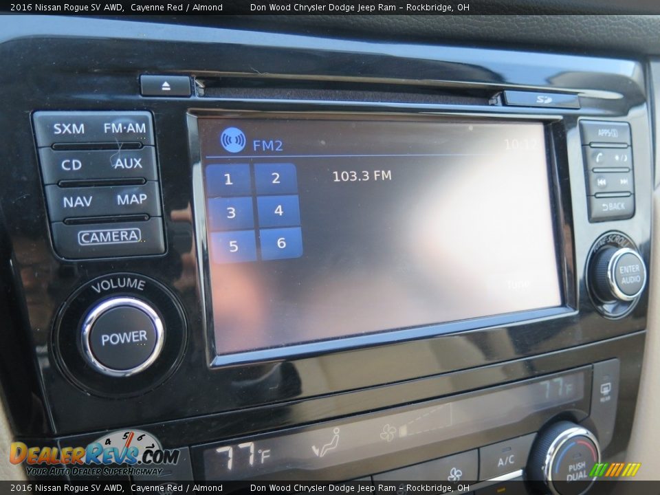 2016 Nissan Rogue SV AWD Cayenne Red / Almond Photo #17