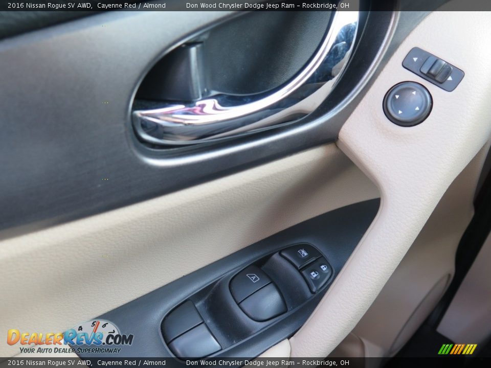 2016 Nissan Rogue SV AWD Cayenne Red / Almond Photo #32