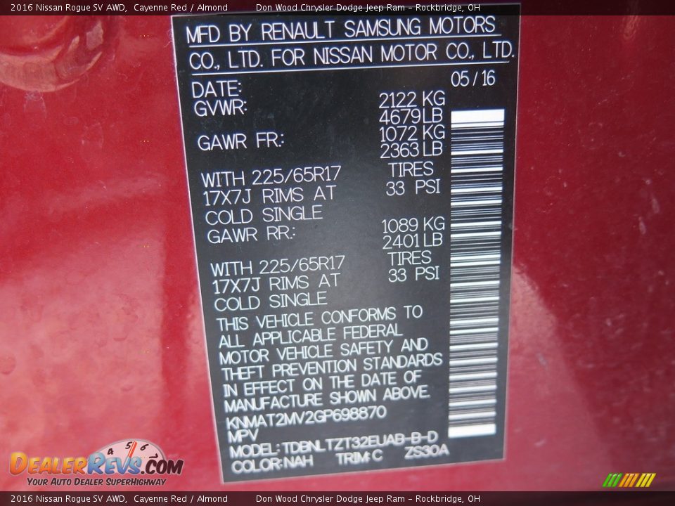 2016 Nissan Rogue SV AWD Cayenne Red / Almond Photo #33