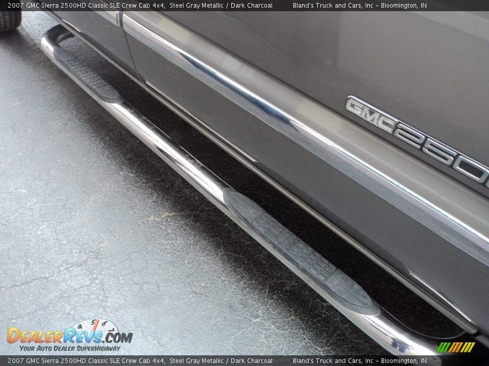 2007 GMC Sierra 2500HD Classic SLE Crew Cab 4x4 Steel Gray Metallic / Dark Charcoal Photo #32