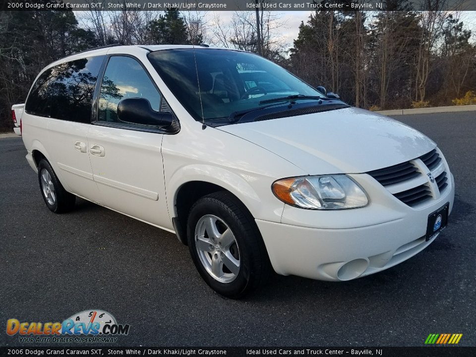 2006 Dodge Grand Caravan SXT Stone White / Dark Khaki/Light Graystone Photo #1