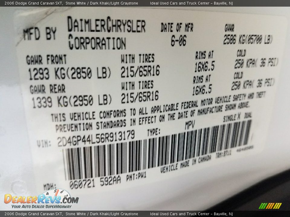 2006 Dodge Grand Caravan SXT Stone White / Dark Khaki/Light Graystone Photo #4