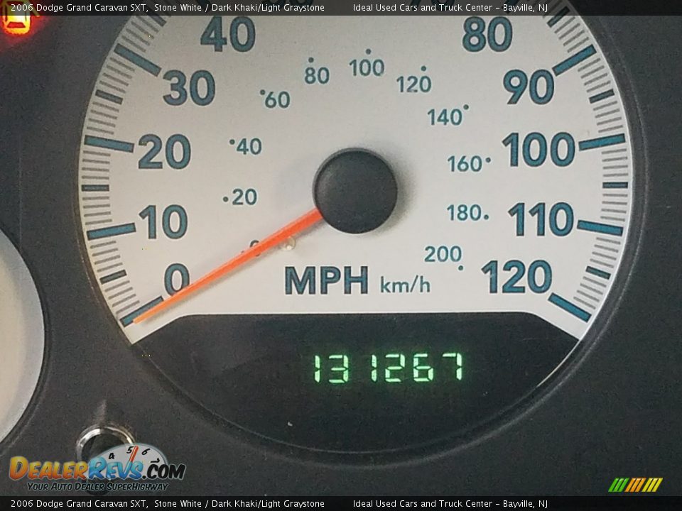 2006 Dodge Grand Caravan SXT Stone White / Dark Khaki/Light Graystone Photo #6