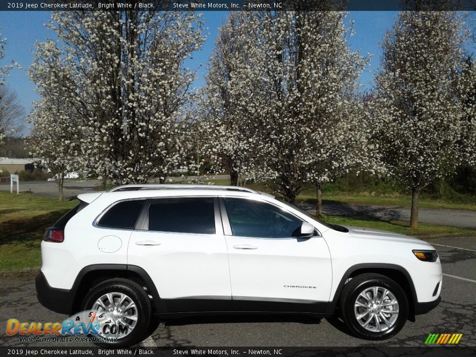 2019 Jeep Cherokee Latitude Bright White / Black Photo #5