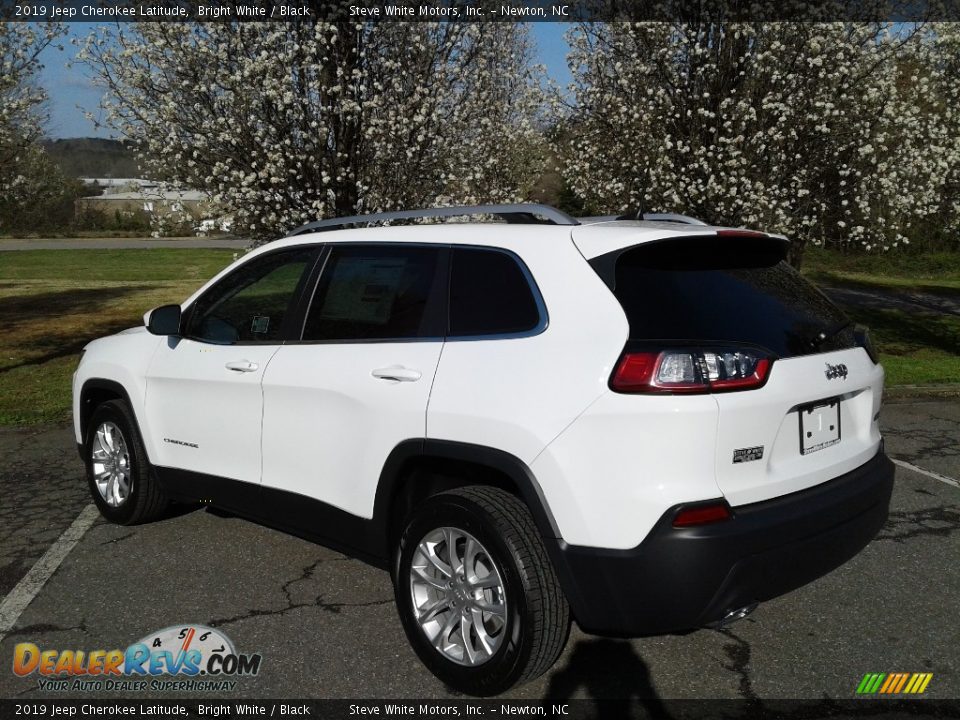 2019 Jeep Cherokee Latitude Bright White / Black Photo #8
