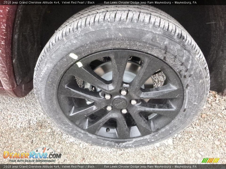 2018 Jeep Grand Cherokee Altitude 4x4 Velvet Red Pearl / Black Photo #3
