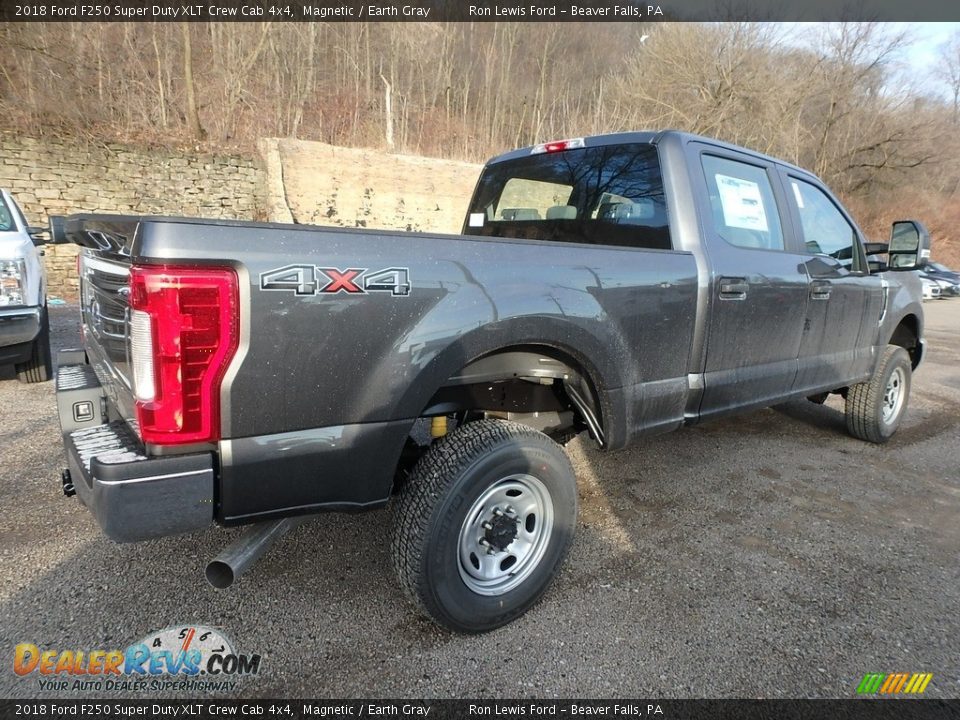 2018 Ford F250 Super Duty XLT Crew Cab 4x4 Magnetic / Earth Gray Photo #3