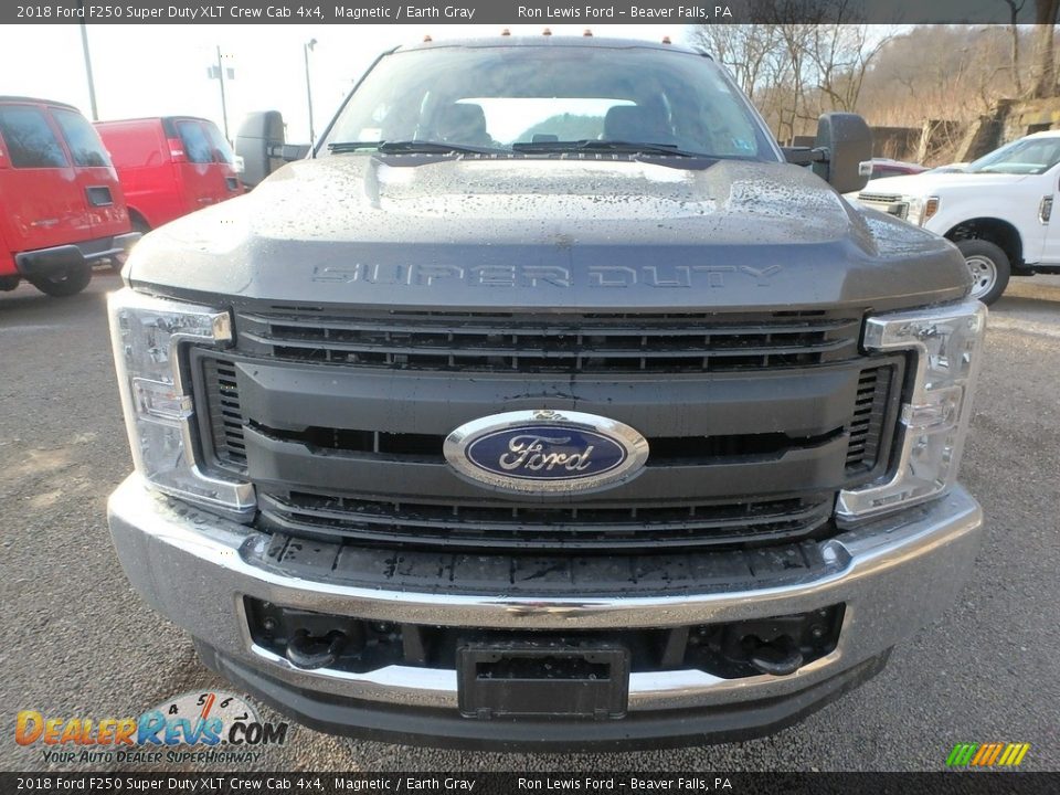 2018 Ford F250 Super Duty XLT Crew Cab 4x4 Magnetic / Earth Gray Photo #8
