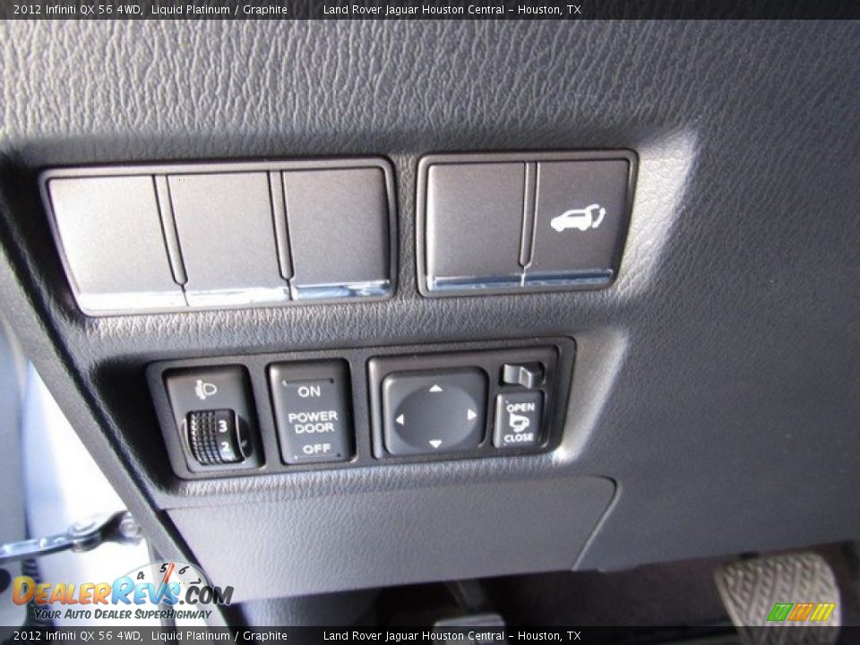 2012 Infiniti QX 56 4WD Liquid Platinum / Graphite Photo #33