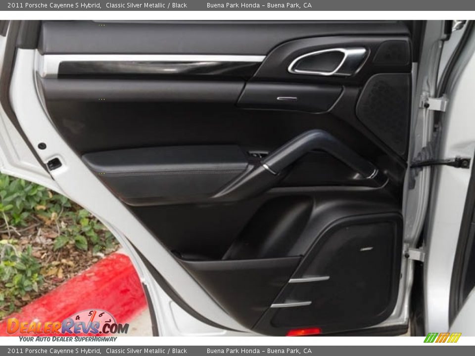 2011 Porsche Cayenne S Hybrid Classic Silver Metallic / Black Photo #30
