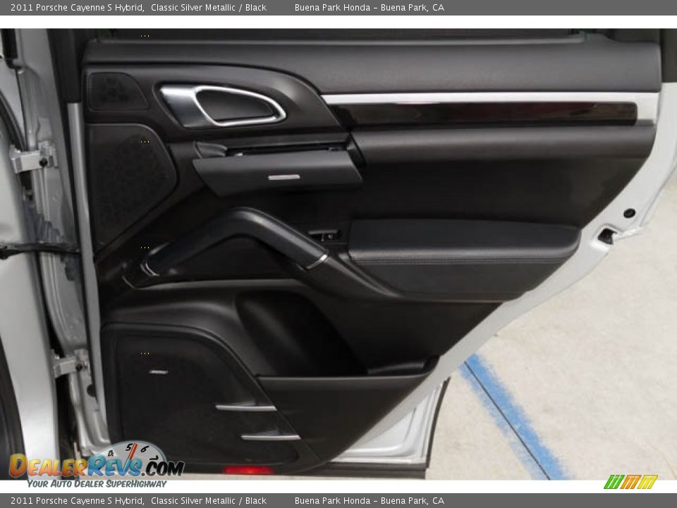 2011 Porsche Cayenne S Hybrid Classic Silver Metallic / Black Photo #31