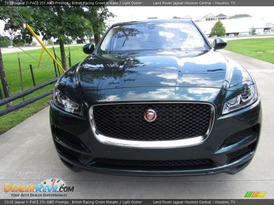 2018 Jaguar F-PACE 35t AWD Prestige British Racing Green Metallic / Light Oyster Photo #9