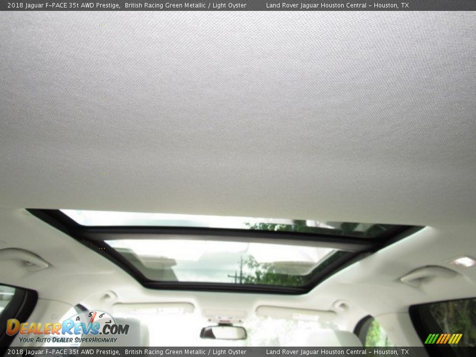 2018 Jaguar F-PACE 35t AWD Prestige British Racing Green Metallic / Light Oyster Photo #17