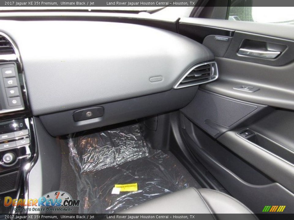 2017 Jaguar XE 35t Premium Ultimate Black / Jet Photo #14
