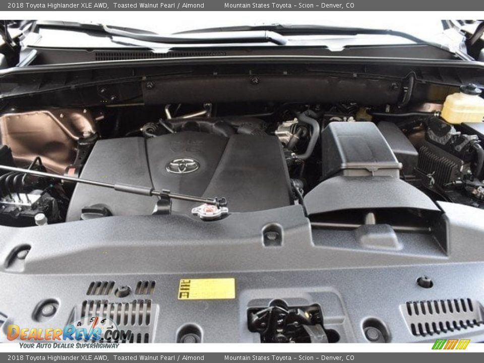 2018 Toyota Highlander XLE AWD Toasted Walnut Pearl / Almond Photo #32