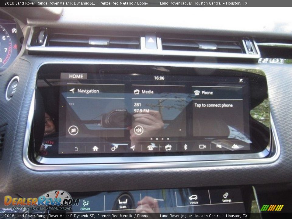 2018 Land Rover Range Rover Velar R Dynamic SE Firenze Red Metallic / Ebony Photo #31