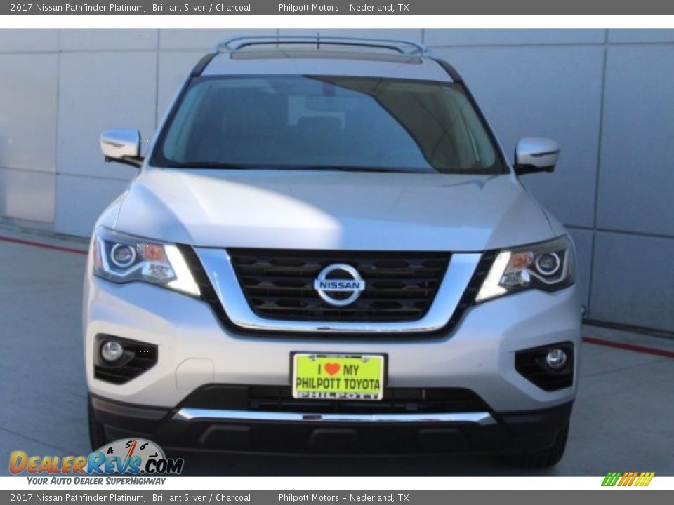 2017 Nissan Pathfinder Platinum Brilliant Silver / Charcoal Photo #2