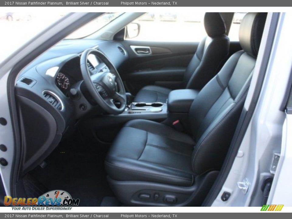 2017 Nissan Pathfinder Platinum Brilliant Silver / Charcoal Photo #13