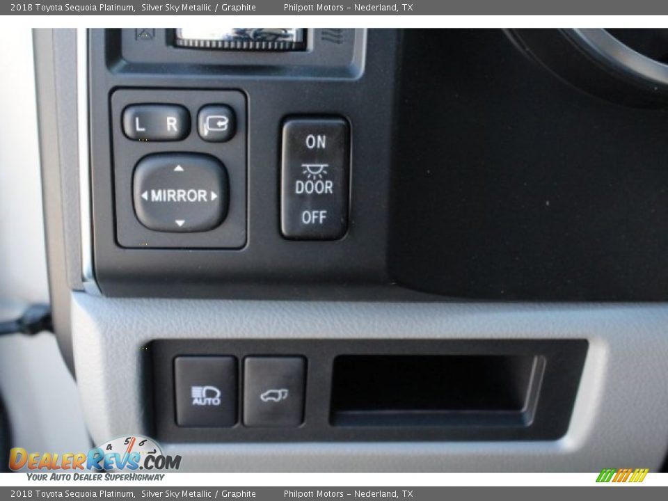 2018 Toyota Sequoia Platinum Silver Sky Metallic / Graphite Photo #24